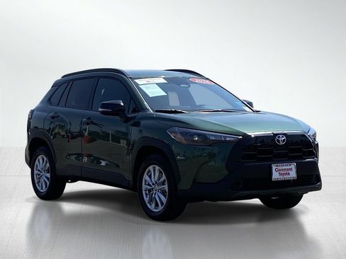 Certified 2026 Toyota Corolla Cross LE FWD image 12