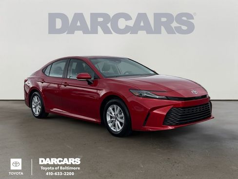 Used 2025 Toyota Camry LE FWD image 1