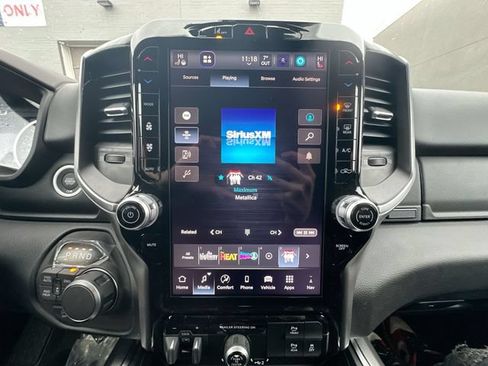 New 2026 RAM 1500 Big Horn AWD/4WD image 18