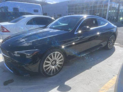 Used 2024 Mercedes-Benz CLE 300 4MATIC Coupe image 2