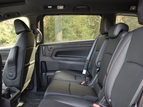 New 2026 Honda Odyssey Sport-L image 14
