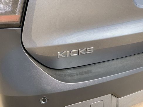 Used 2025 Nissan Kicks S w/ Charging Package FWD image 31