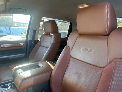 Used 2019 Toyota Tundra 1794 Edition image 9