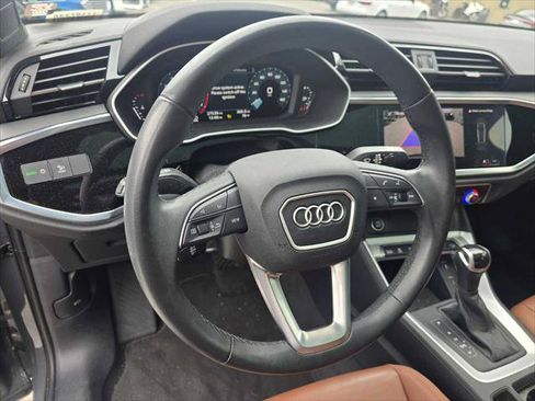 Used 2023 Audi Q3 2.0T Premium w/ Convenience Package AWD/4WD image 26
