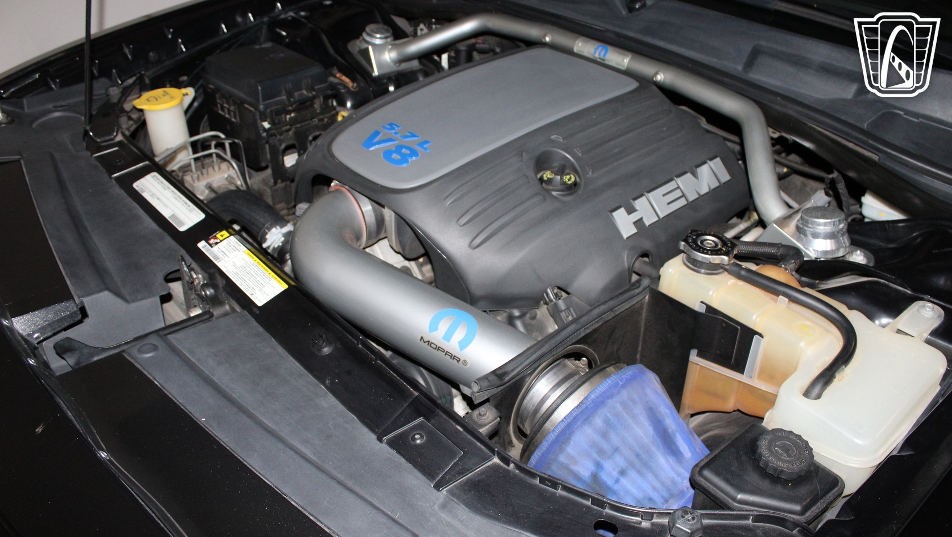Used 2010 Dodge Challenger R/T w/ Mopar 10 Pkg RWD image 14
