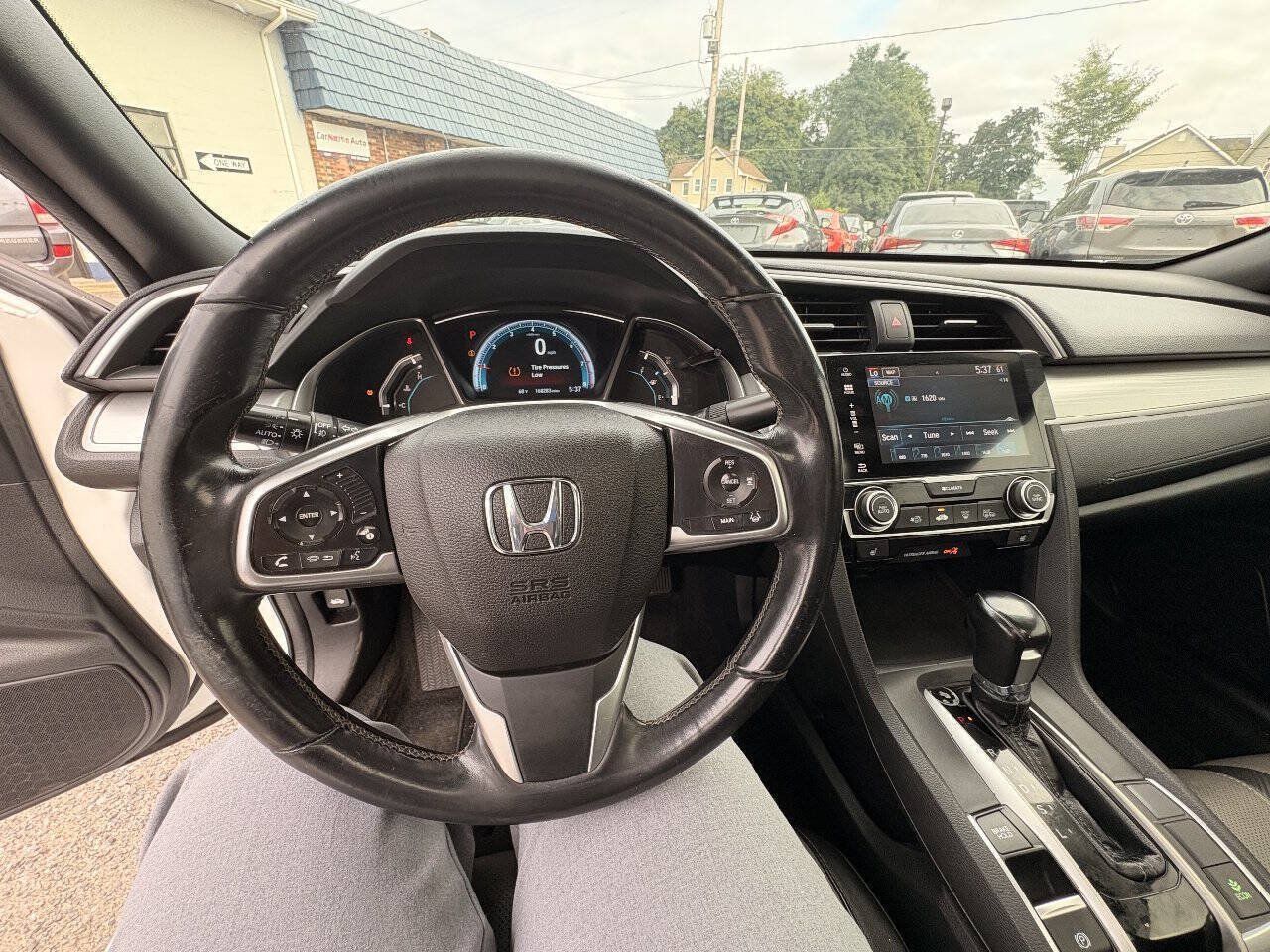 Used 2016 Honda Civic Touring image 22