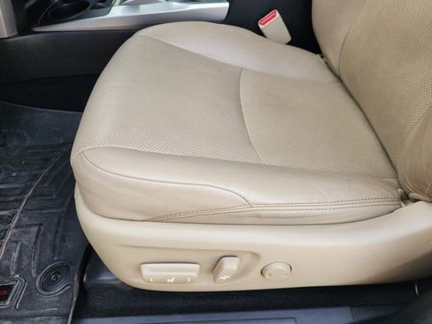 Used 2018 Toyota 4Runner Limited image 26