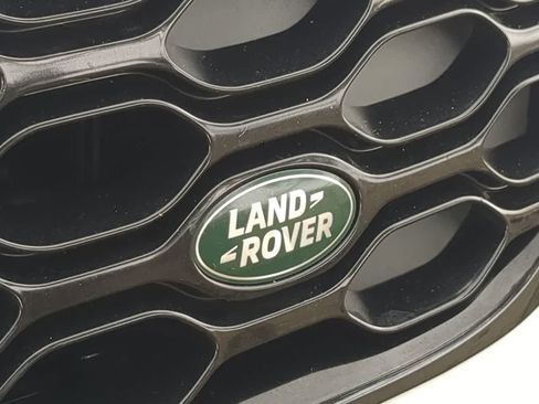 Used 2025 Land Rover Discovery Dynamic SE AWD/4WD image 12