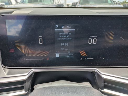 Used 2025 Kia Sorento EX w/ Panoramic Sunroof Package FWD image 24
