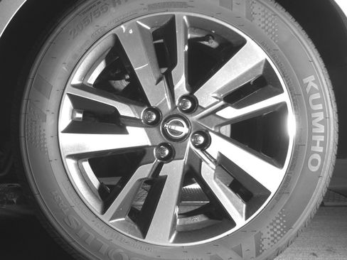 Used 2025 Nissan Versa SV image 14