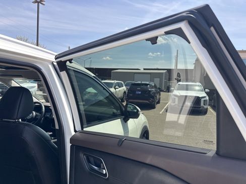 Used 2021 Nissan Rogue SL AWD/4WD image 33