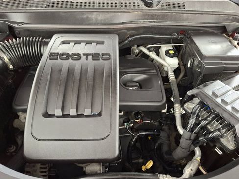 Used 2017 Chevrolet Equinox LT w/ Convenience Package image 33