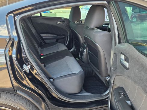 Used 2015 Dodge Charger SXT RWD image 20