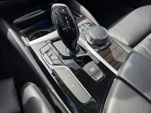 Used 2017 BMW 530i xDrive AWD/4WD image 24