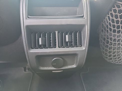 Used 2012 Cadillac SRX Luxury image 18