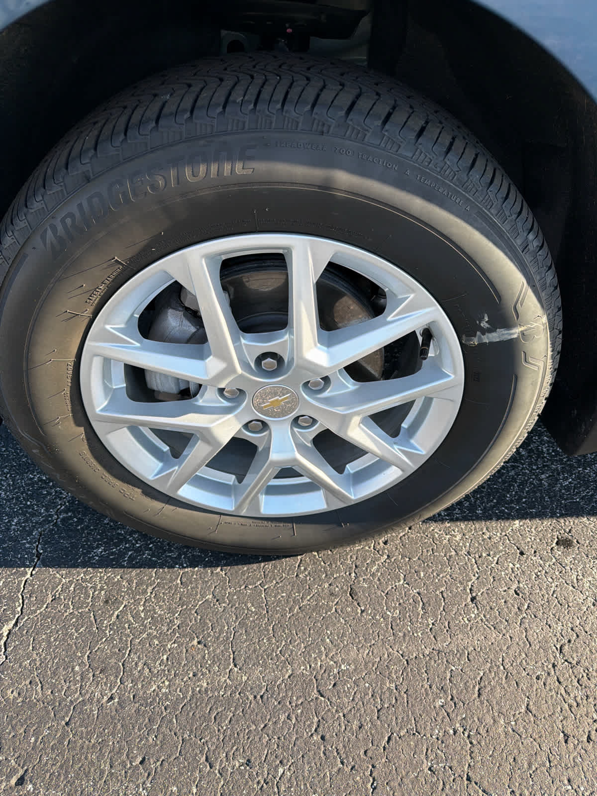 Used 2024 Chevrolet Equinox LT w/ LPO, Floor Liner Package AWD/4WD image 8