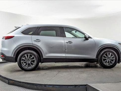 Used 2023 MAZDA CX-9 Touring image 9