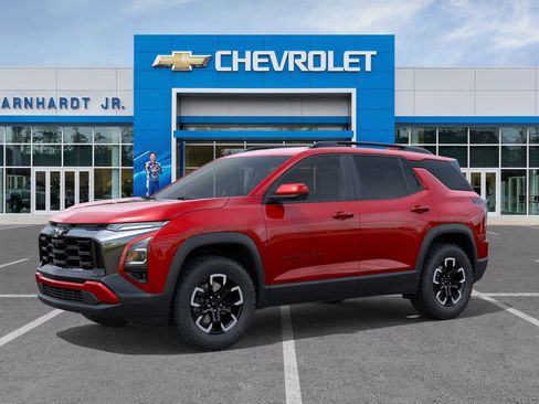 New 2026 Chevrolet Equinox ACTIV image 2