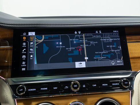 Used 2024 Bentley Continental GT V8 AWD/4WD image 52