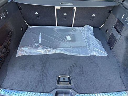 Used 2026 Mercedes-Benz GLC 300 image 33