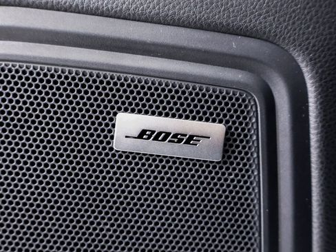 Certified 2024 Porsche Macan w/ Premium Plus Package image 24