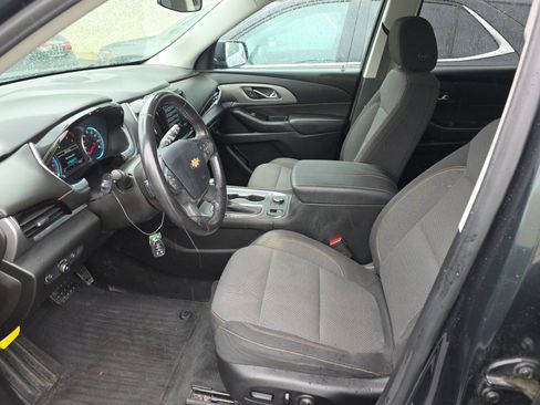 Used 2019 Chevrolet Traverse LT FWD image 7