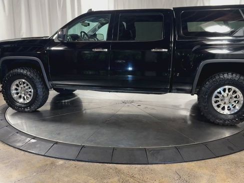 Used 2017 GMC Sierra 1500 SLT w/ SLT Premium Package image 6