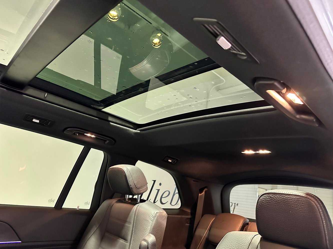 Certified 2025 Mercedes-Benz GLS 450 4MATIC image 34