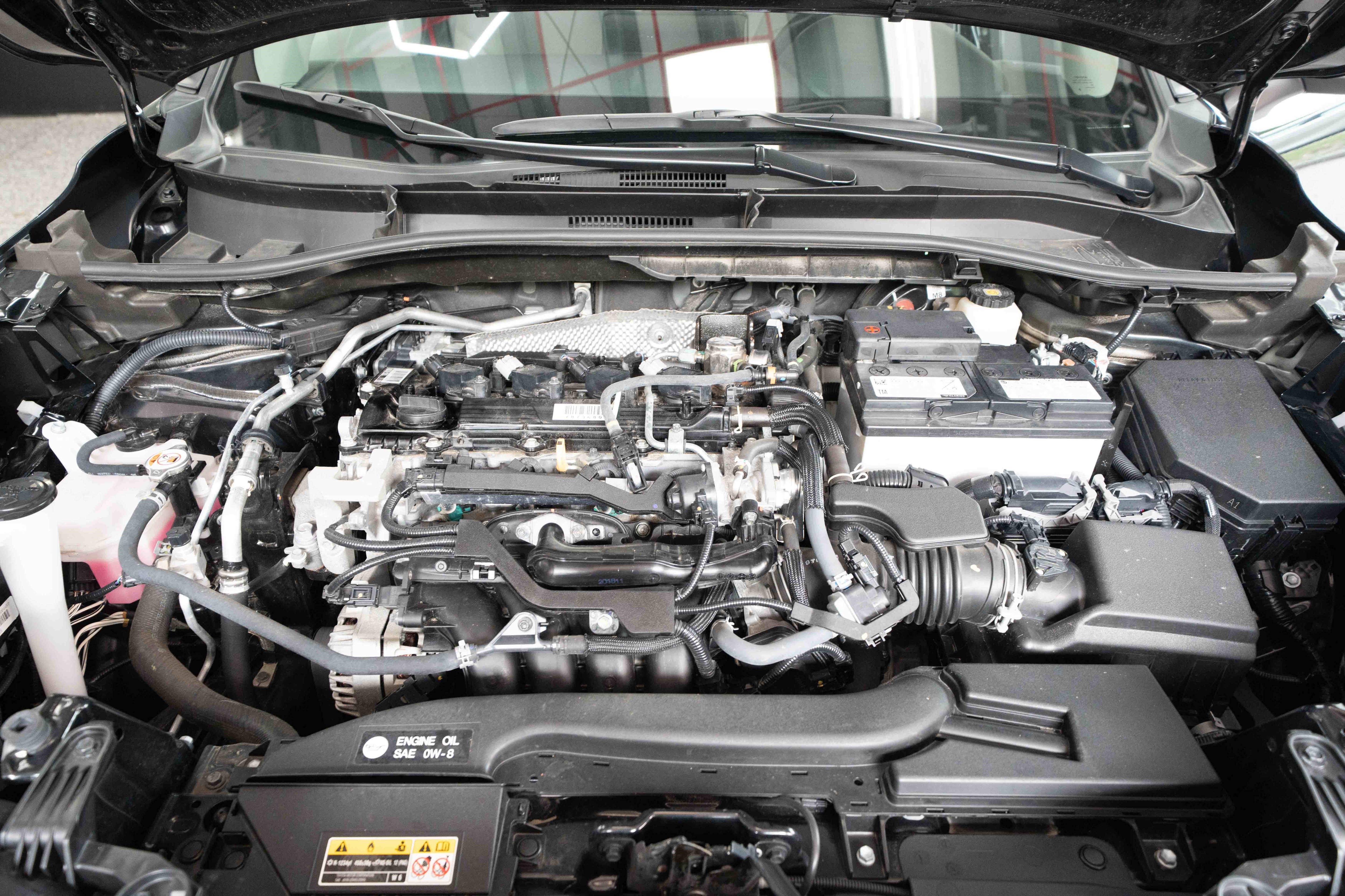 Used 2025 Toyota Corolla Cross L AWD/4WD image 31
