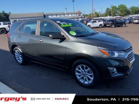 Certified 2020 Chevrolet Equinox LS FWD image 2