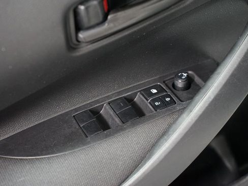 Certified 2023 Toyota Corolla LE image 28