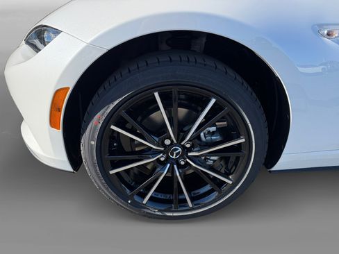 New 2026 MAZDA MX-5 Miata RF Grand Touring w/ Weather Package image 9