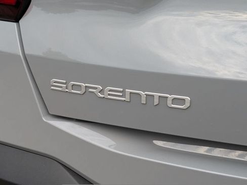 New 2026 Kia Sorento S FWD image 12