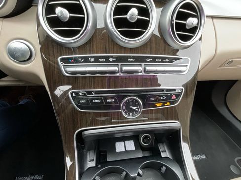 Used 2016 Mercedes-Benz C 300 4MATIC Sedan image 21