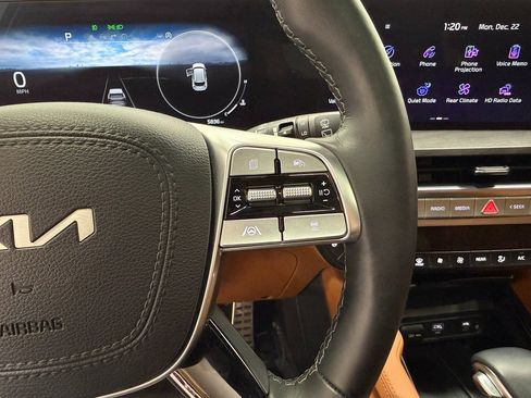 Used 2025 Kia Telluride SX X-Line image 24