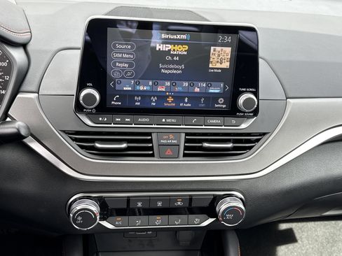 New 2025 Nissan Altima 2.5 SR image 15