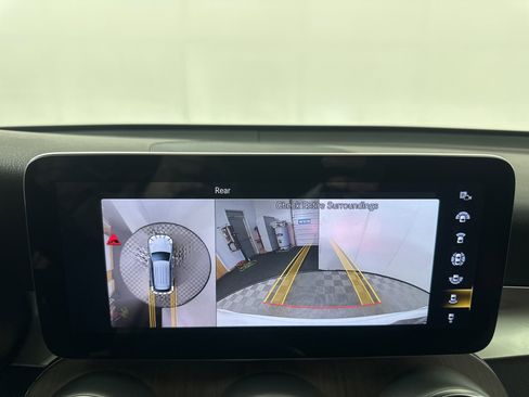 Used 2022 Mercedes-Benz GLC 300 4MATIC image 17