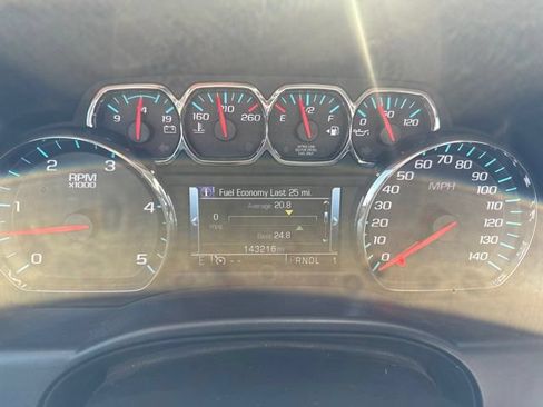 Used 2017 Chevrolet Silverado 2500 LTZ w/ Duramax Plus Package AWD/4WD image 9