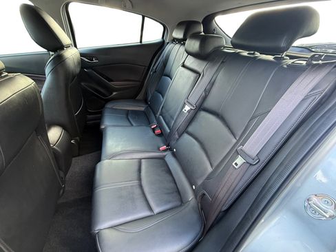 Used 2017 MAZDA MAZDA3 Touring image 16