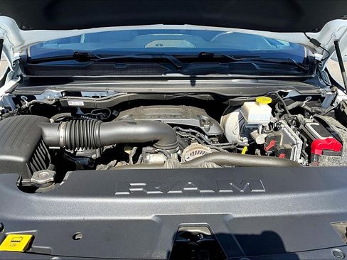 Used 2019 RAM 1500 Big Horn image 22