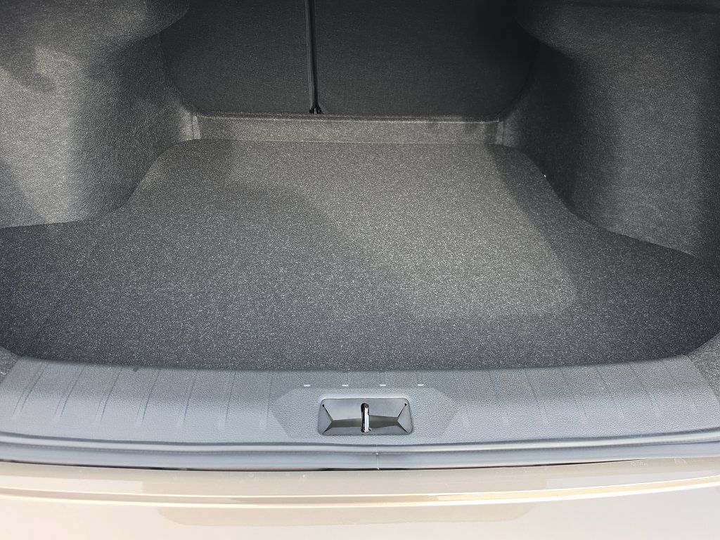 New 2027 Nissan Sentra SV w/ Floor Mat Package FWD image 26
