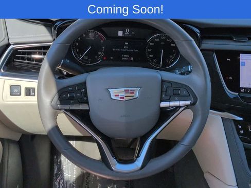 Used 2023 Cadillac XT6 Premium Luxury AWD/4WD image 23