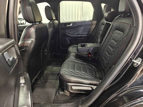 Used 2023 Ford Escape ST-Line Elite w/ Premium Technology Package image 36