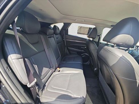 Used 2023 Hyundai Tucson Limited FWD image 18