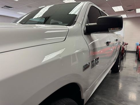 Used 2017 RAM 1500 Lone Star AWD/4WD image 17
