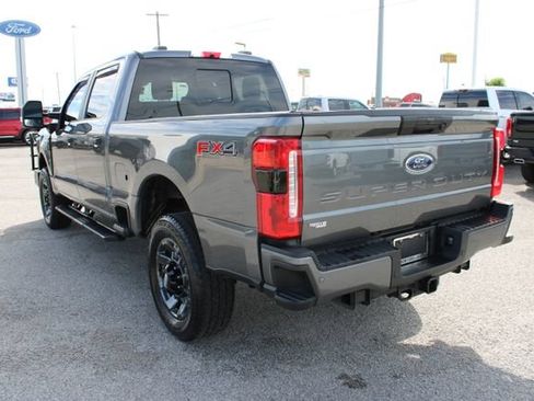 Used 2023 Ford F250 XL w/ STX Appearance Package AWD/4WD image 8