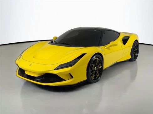 Used 2022 Ferrari F8 Tributo image 10