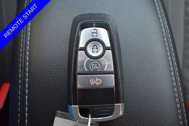 Used 2022 Ford Escape SE w/ SE Sport Appearance Package AWD/4WD image 7