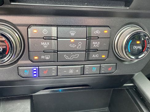 Used 2018 Ford F150 Raptor w/ Equipment Group 802A Luxury AWD/4WD image 18