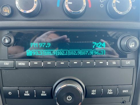 Used 2024 GMC Savana 2500 w/ Driver Convenience Package image 18